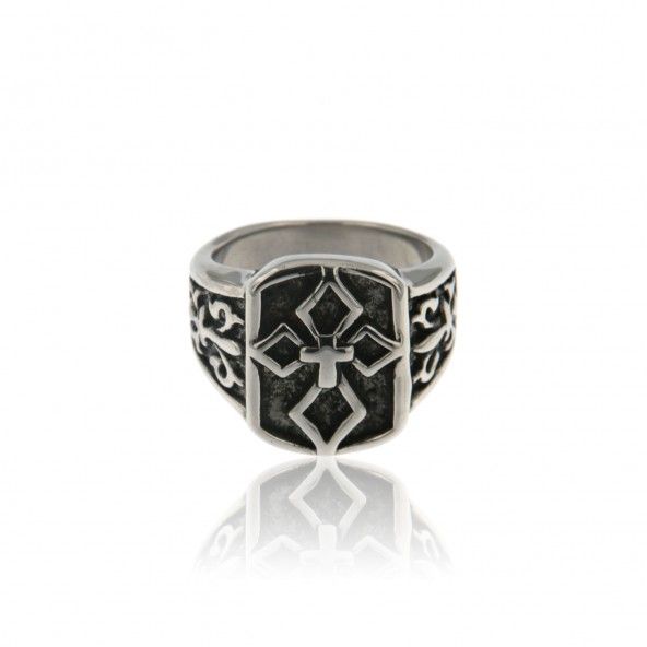 Steel ring with cross patterns