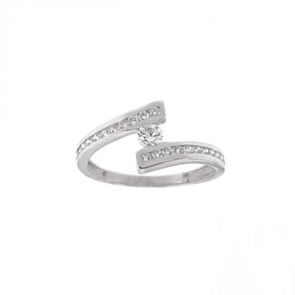375/1000 white Gold Solitaire ring with round zirconia 6mm.